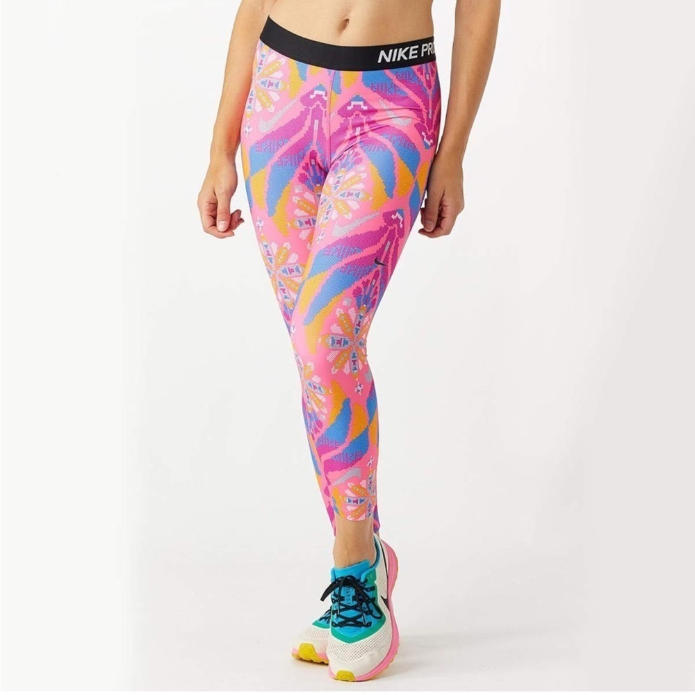 Nike Womens Pro Fall Pro Femme Print Crop Tight Womens Bv2975-639 size medium